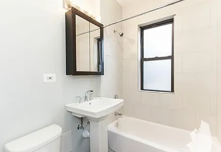 617 W Melrose St #623-M1 — Photo 8