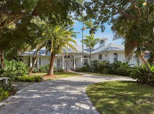 581 Inlet Dr, Marco Island, FL 34145