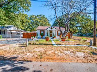 2238 Minnie St, Haltom City, TX 76117