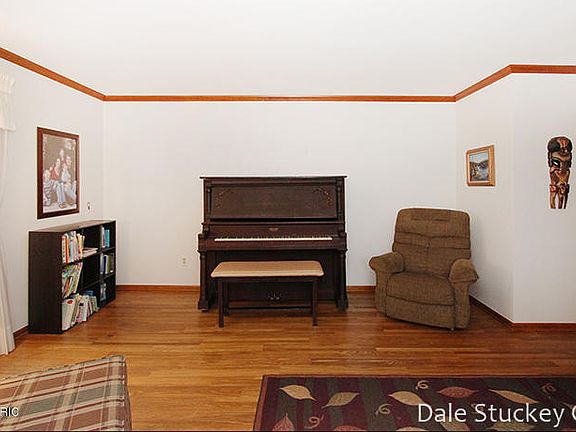 5th image of 1862 Plateau Dr SW