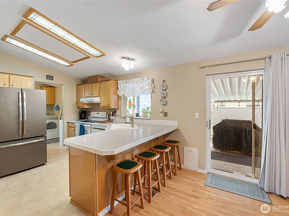 5th image of 14814 121st Street E #52