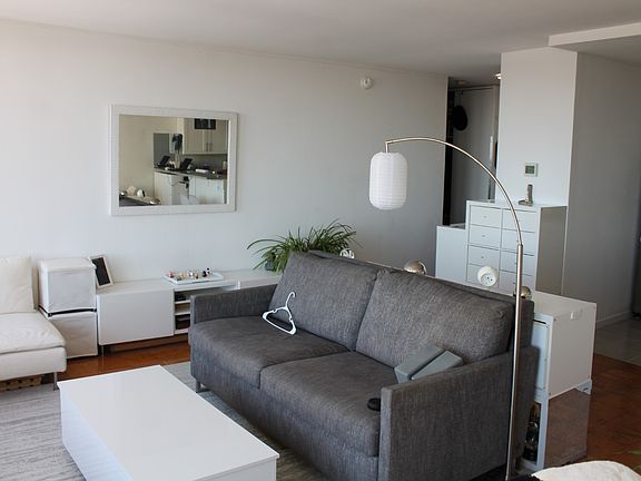 5th image of 220 Locust St APT 28H