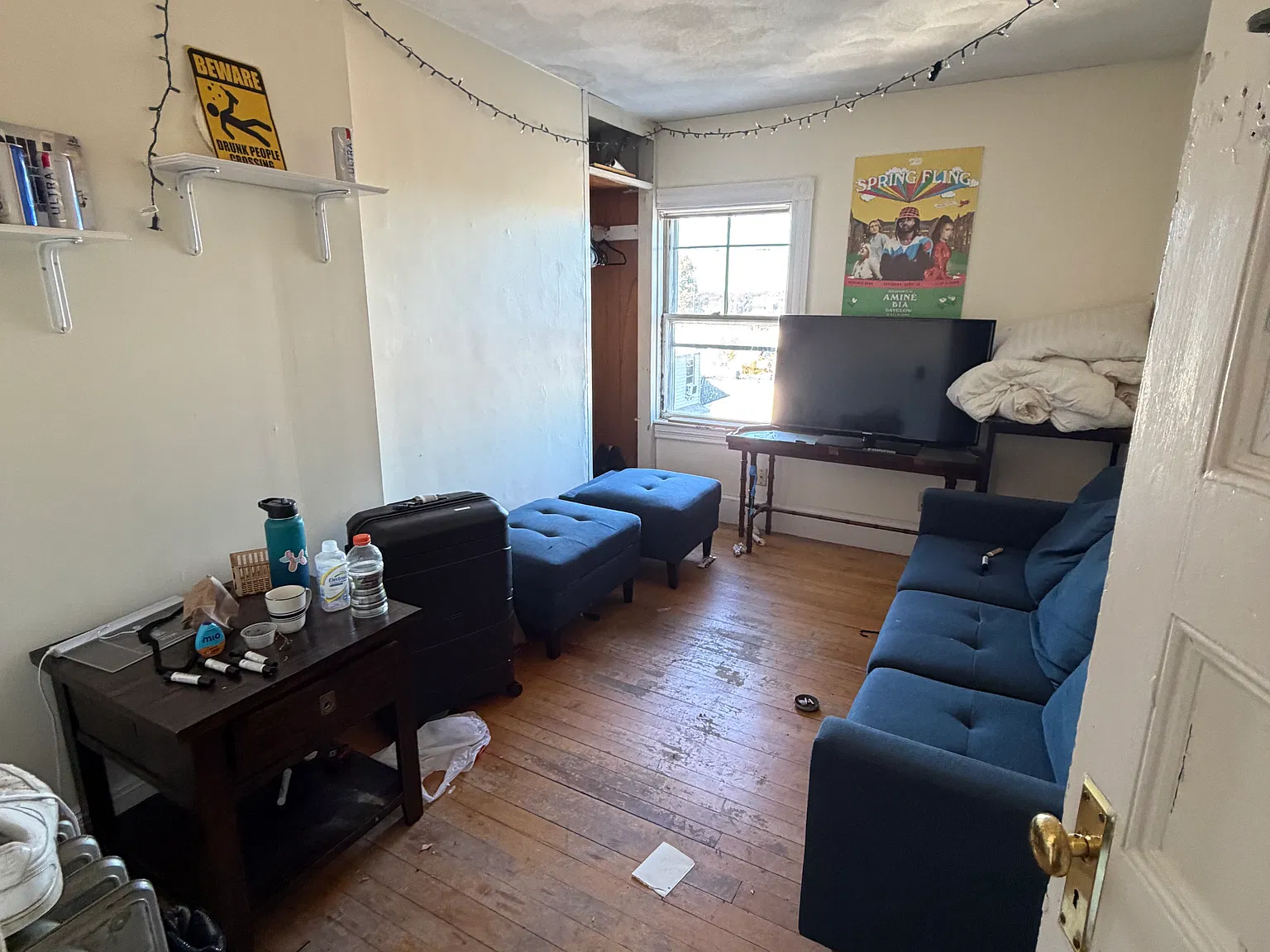 6 bed, $8,300 — Photo 4