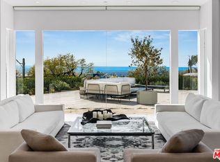 580 Chalette Dr, Beverly Hills, CA 90210