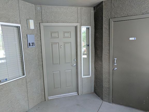 Front Patio Entry