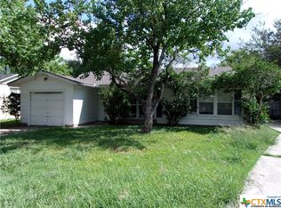 1108 Dupont St, Victoria, TX 77901