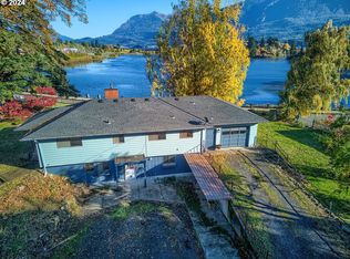 230 SW Atwell Rd, Stevenson, WA 98648