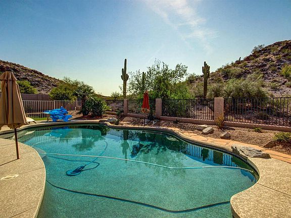 3rd image of 14637 S Foxtail Ln