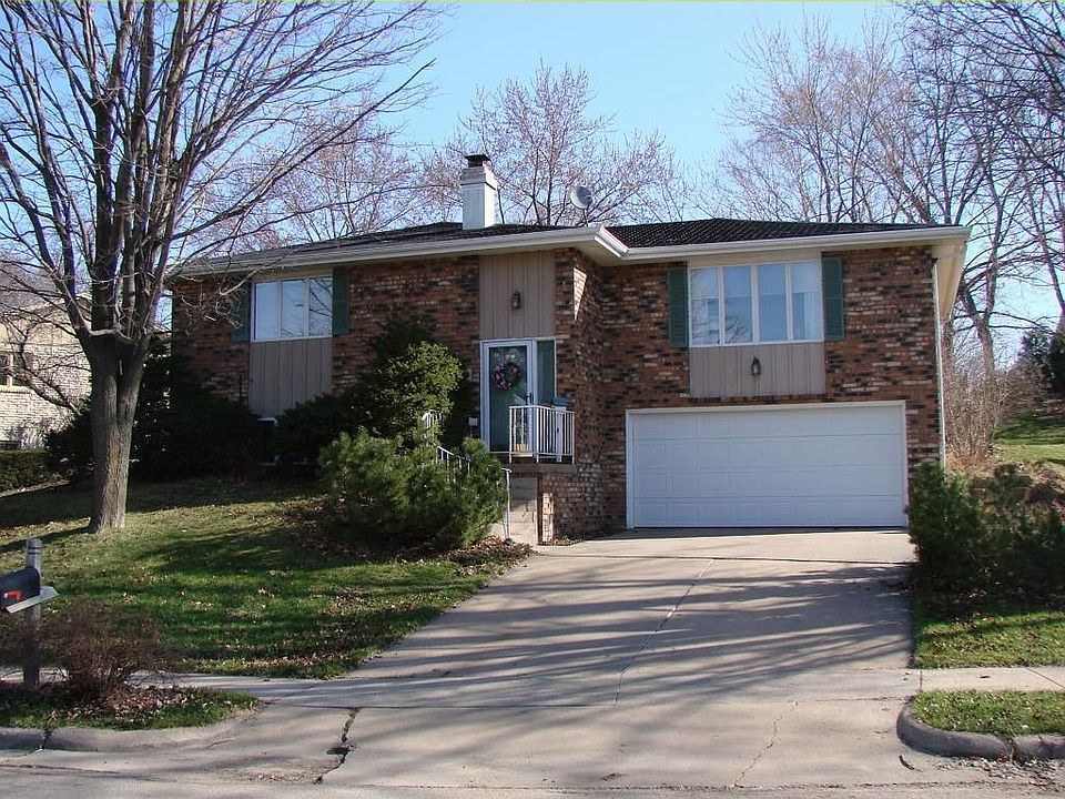 1st image of 3126 Arbor Oaks Dr