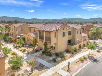 573 Via De La Paz, Palm Desert, CA, 92211