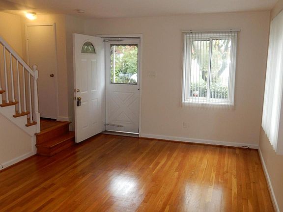 3rd image of 43 S Hudson St