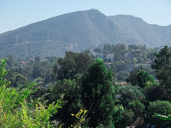 2nd image of 2986 Passmore Dr