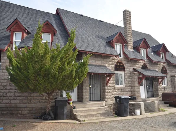 215 N Alder St, Toppenish, WA 98948