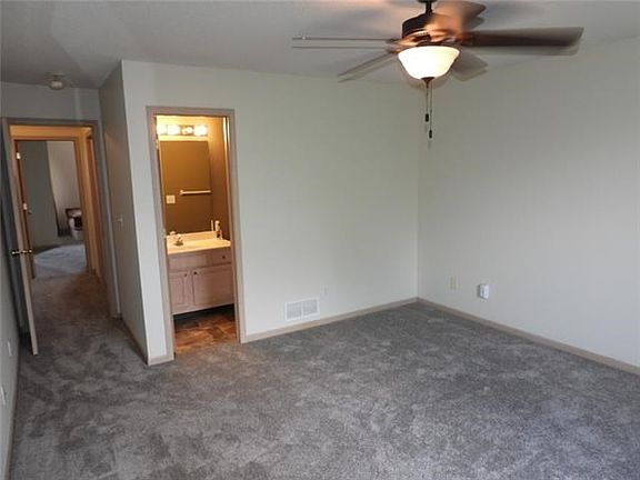 4th image of 1330 SE Broadway Cir #286A
