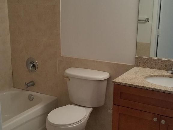 2nd image of 218 NW 12th Ave Floor 10