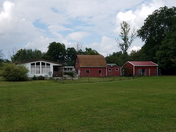 2nd image of 275 Township Road 1101