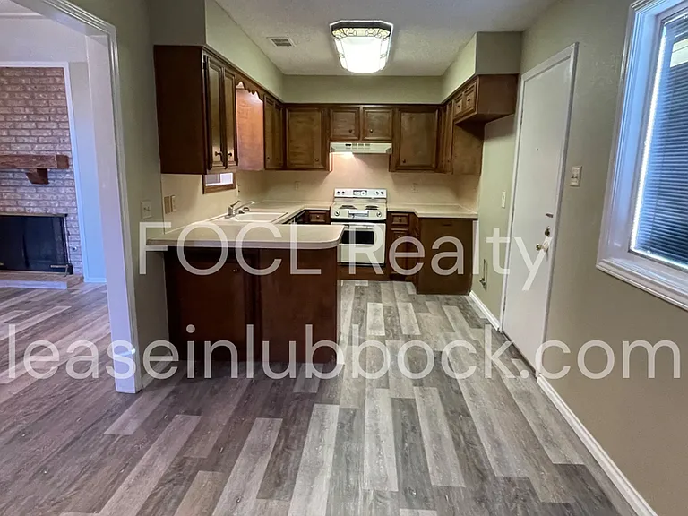 2406 97th St — Photo 5