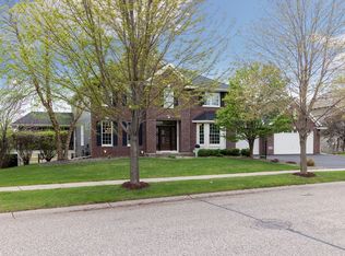 10620 Maple Blvd, Woodbury, MN 55129