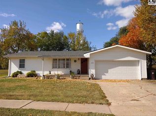 204 S Main St, Canton, KS 67428
