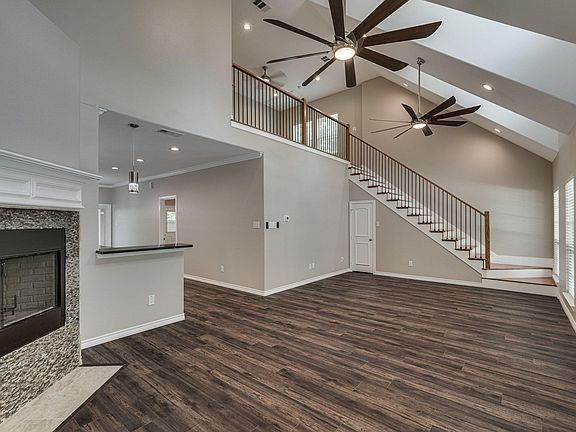 5th image of 109 McClain St