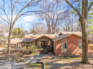 598 Valleybrook Dr, Memphis, TN 38120