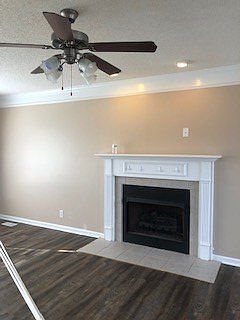 4th image of 1586 Darlington Ct