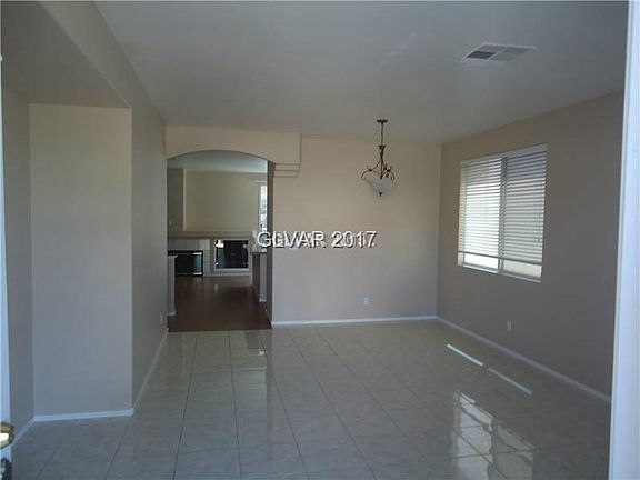 5th image of 2275 Surrey Meadows Ave #0