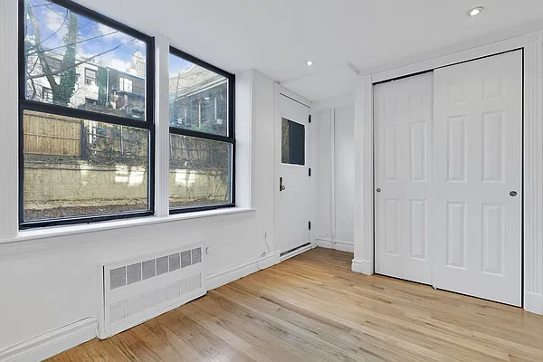 Rented by Cooper & Cooper Real Estate | media 15