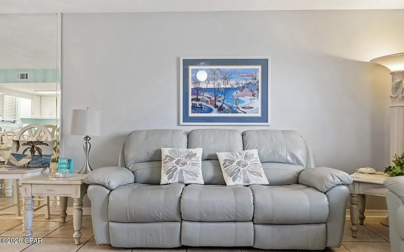 2 bed, 2.5 bath, 972 sqft, $2,000 — Photo 3