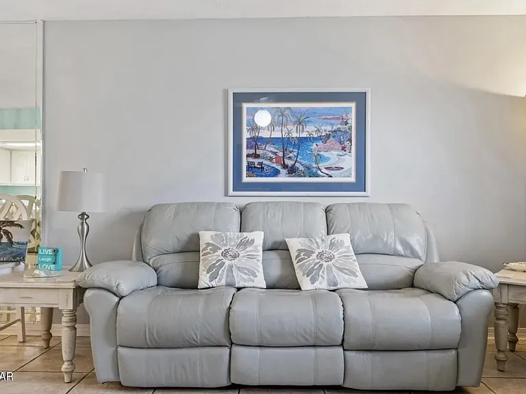 218 White Sandy Dr — Photo 3