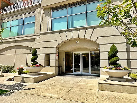 Sold by Golden Real Corp. | media 1