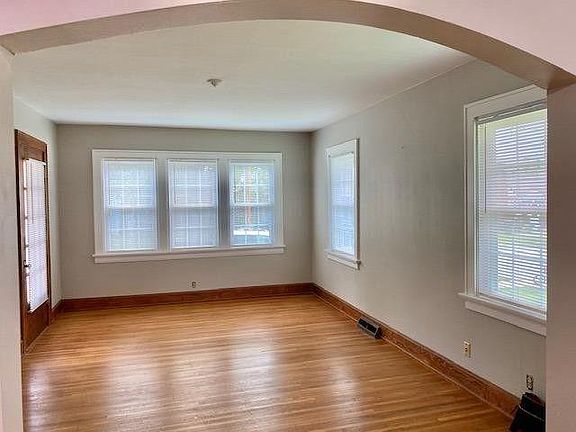 4th image of 6930 Palmetto St