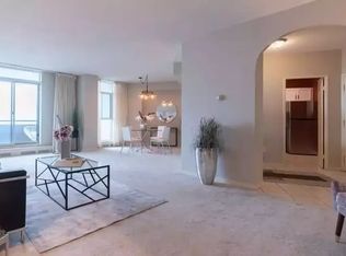 5250 Lakeshore Rd, Burlington, ON L7L5L2