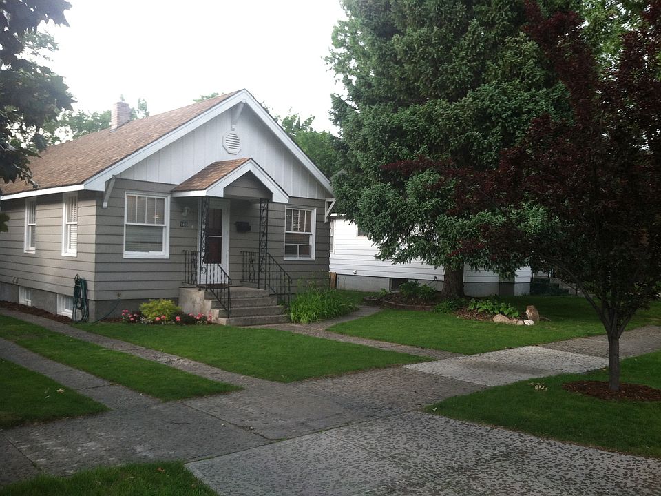 1st image of 165 E 16th St