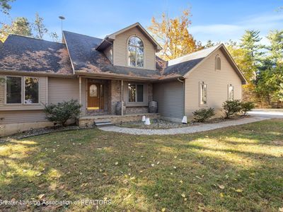 1155 W Maple Rapids Rd, Saint Johns, MI, 48879