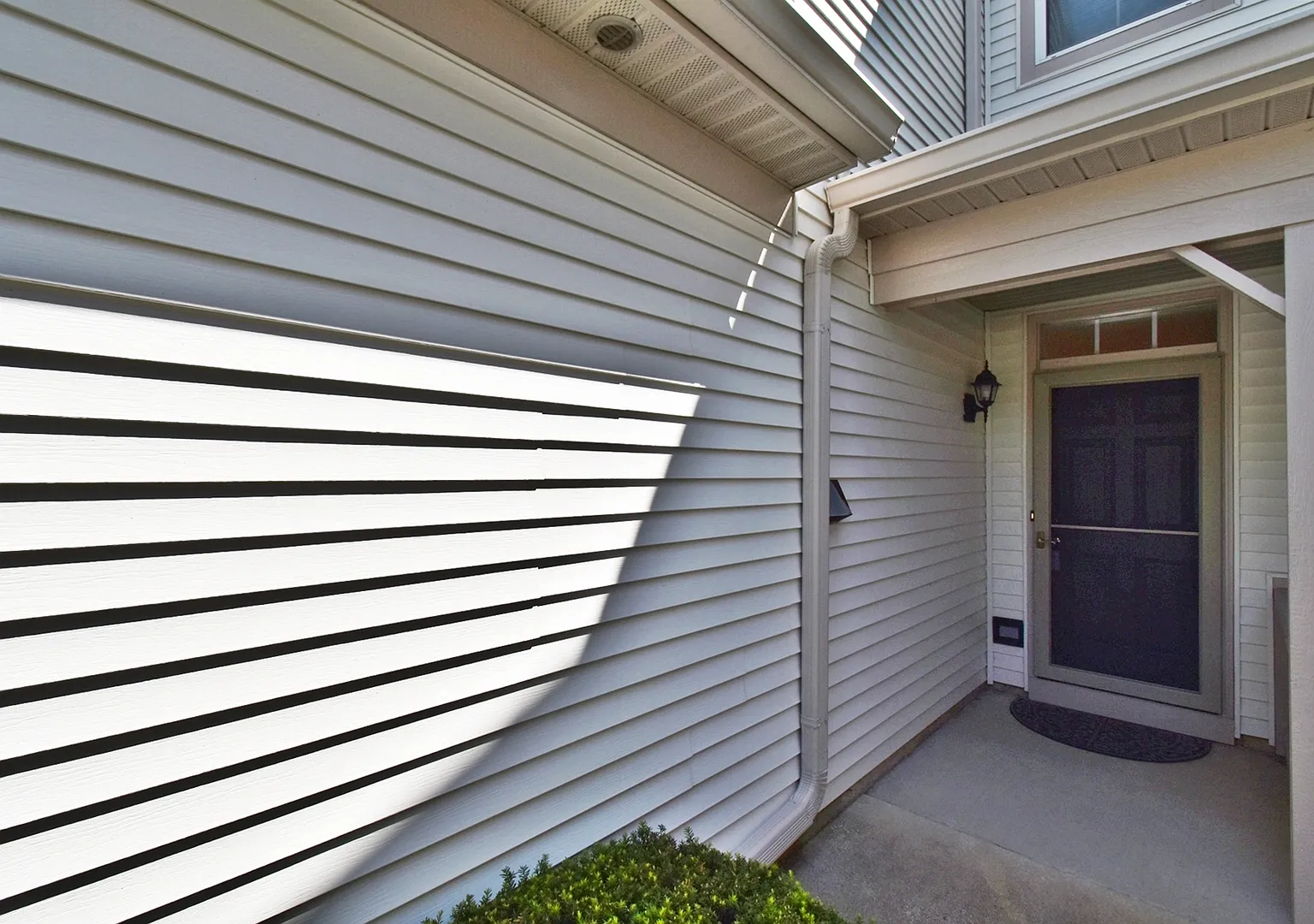 2 bed, 1.5 bath, 1500 sqft, $2,350 — Photo 2