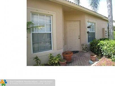2nd image of 6442 Park Lake Cir #6442