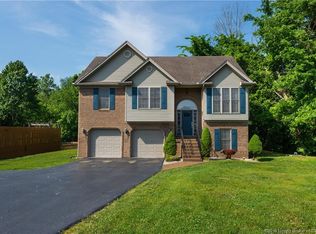 6963 Old Vincennes Rd, Floyds Knobs, IN 47119