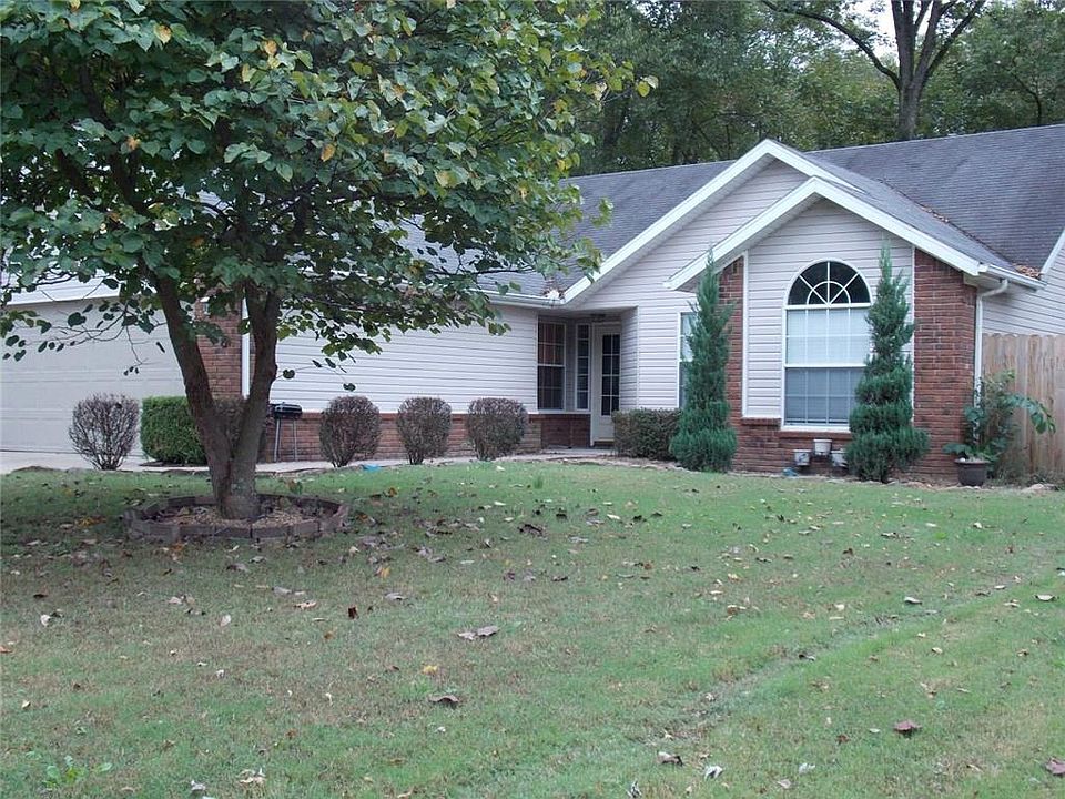 1st image of 2216 Oaklawn Ave