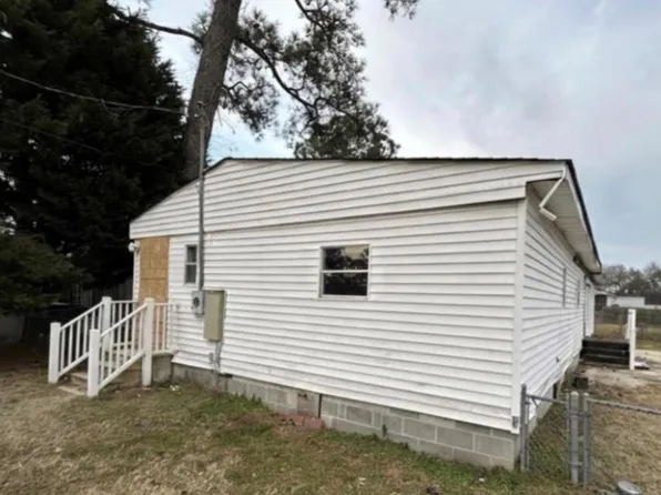 8111 Leo Ln, Chincoteague, VA 23336
