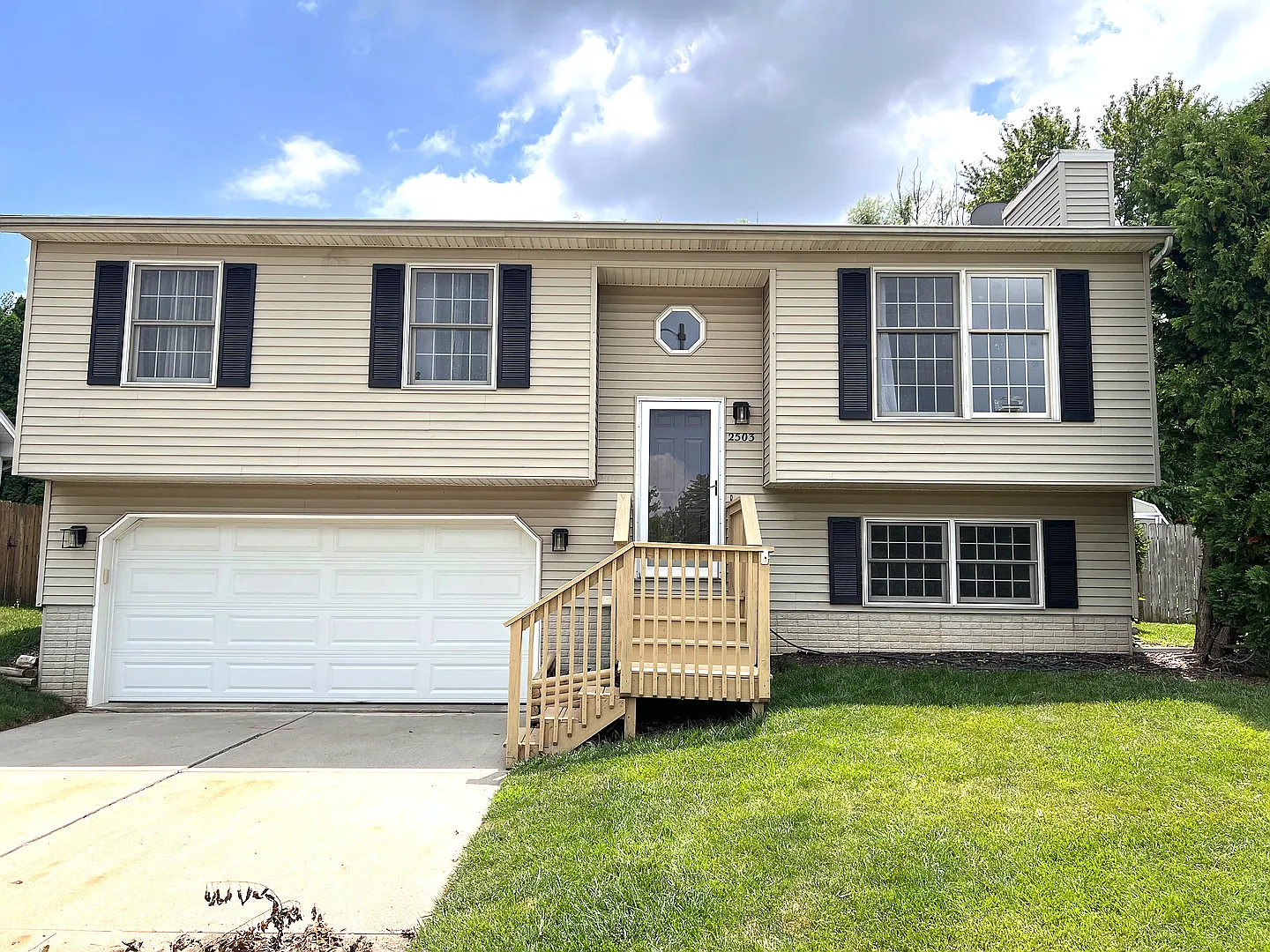 2503 Slayton Dr photo 1