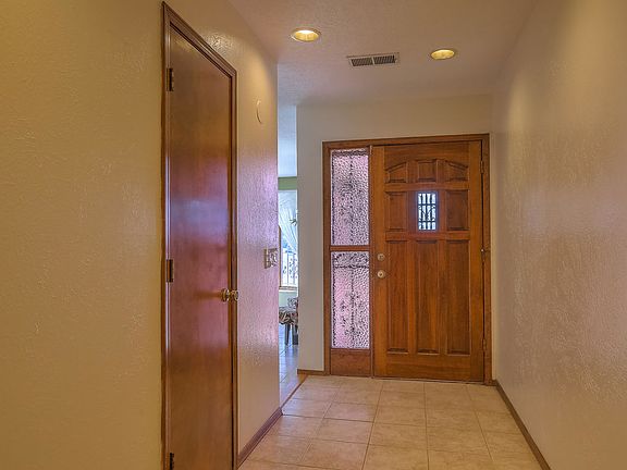 4th image of 3120 Camino Real Ct NE