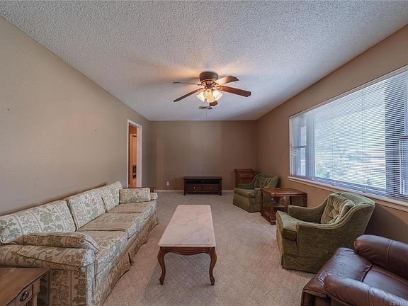 5th image of 607 Lampton Ln