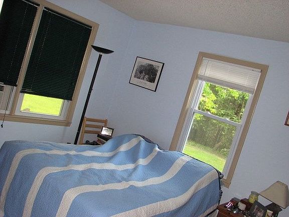 3rd image of 11216 Lakeside Dr
