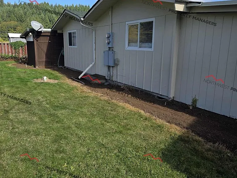 105 Engle Dr — Photo 11
