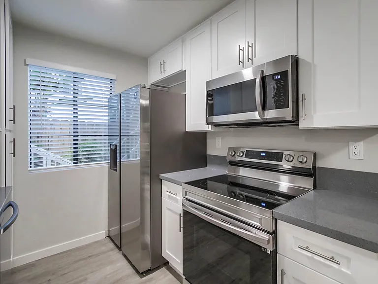 4137 Georgia St #2 — Photo 9