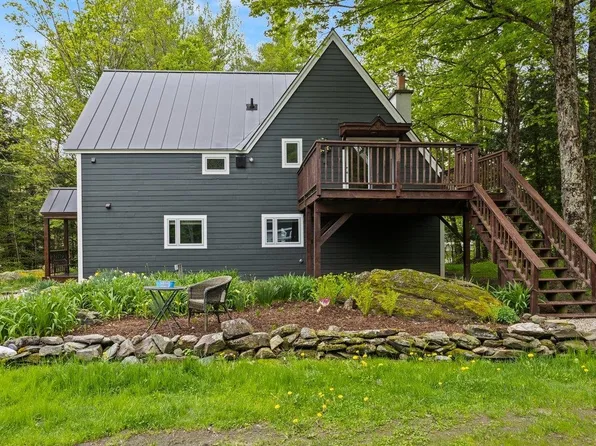221 Dump Road, Warren, VT 05674