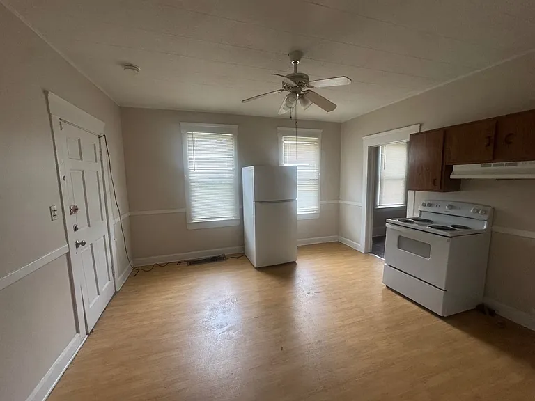 6401 Gertrude Ave — Photo 11