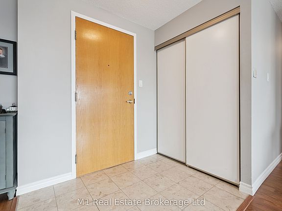 4th image of 55 Blue Springs Dr #Penthouse 2