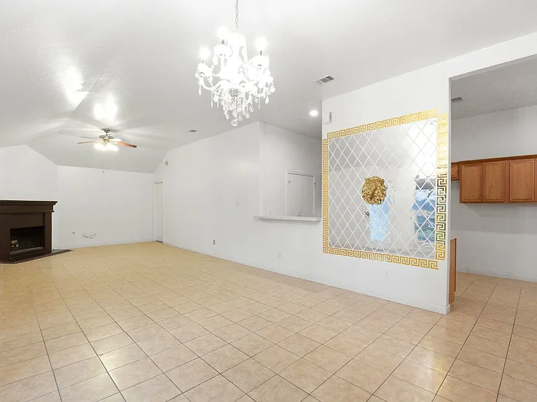 111 Thunder Basin Dr — Photo 10